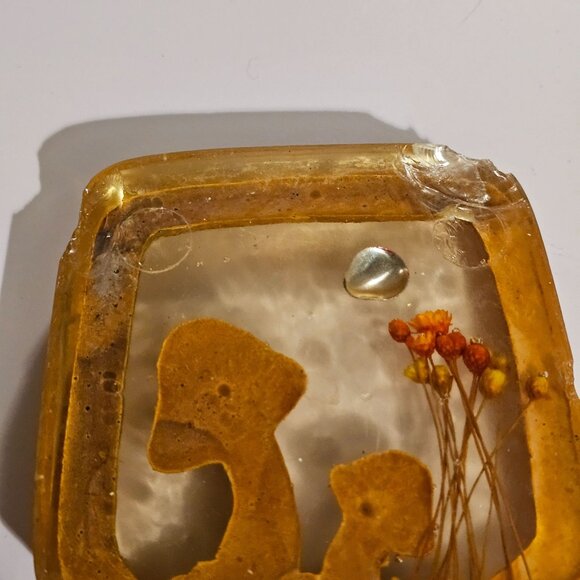 Vtg 1970s Lucite Acrylic Spoon Rest Mushroom & Ladybug With Dried Flowers FLAW - Picture 5 of 11